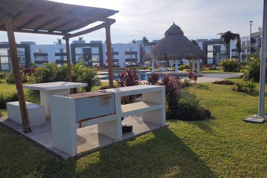 Depto. Con Club De Playa Apartment Акапулко Екстериор снимка